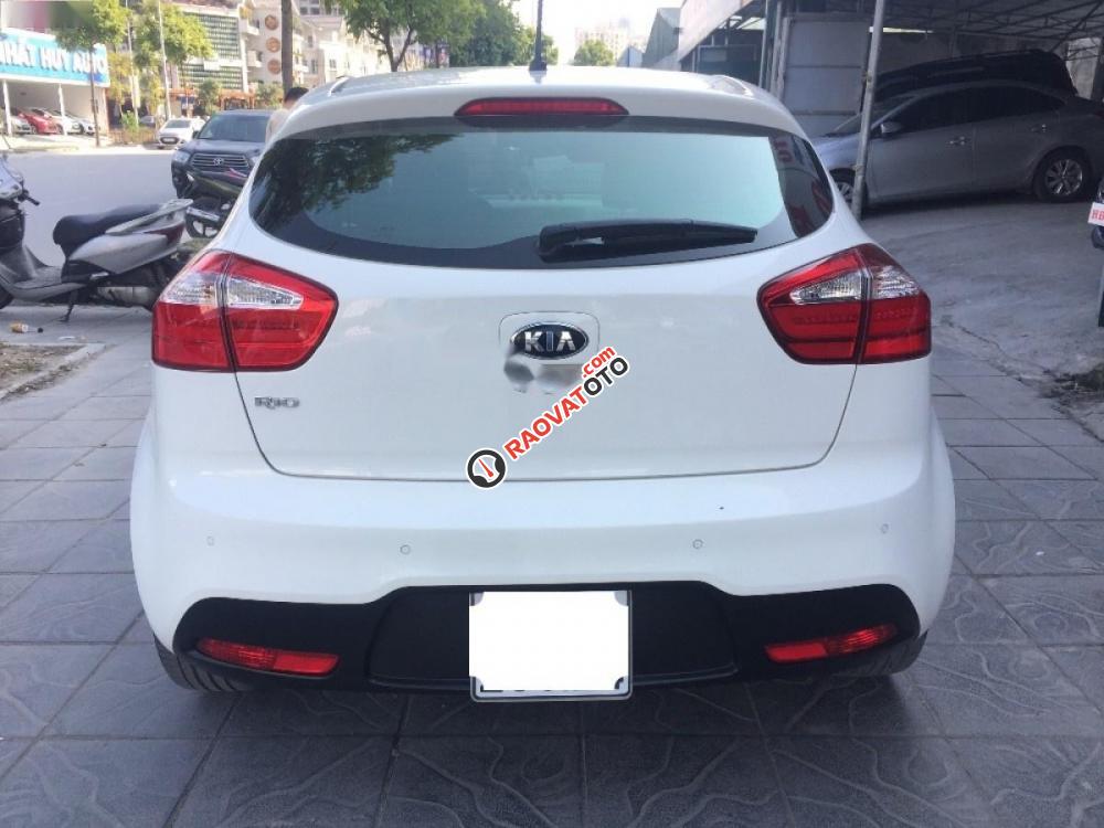 Cần bán lại xe Kia Rio đời 2014, màu trắng, nhập khẩu nguyên chiếc chính chủ-3