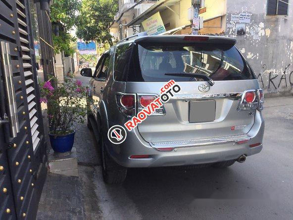 Bán xe Toyota Fortuner đời 2015, màu bạc-3