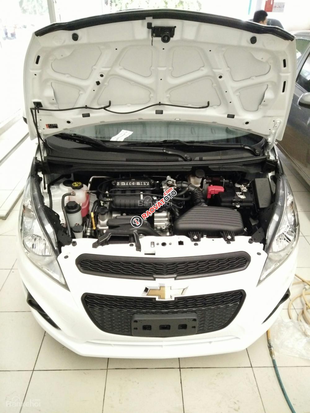 Chevrolet Spark LS 1.2 2017, giá cạnh tranh, ưu đãi cao, LH ngay 0901.75.75.97-Mr. Hoài để nhận giá tốt nhất-5