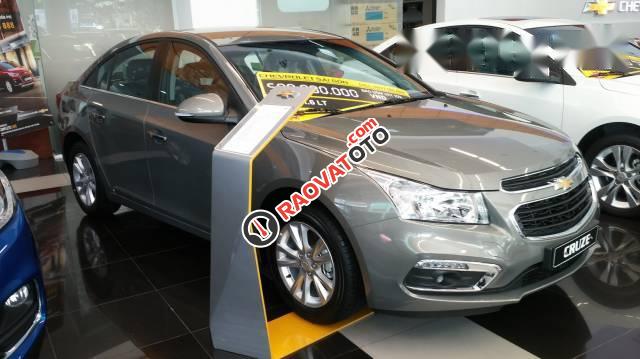 Bán Chevrolet Cruze đời 2017, mới 100%-1