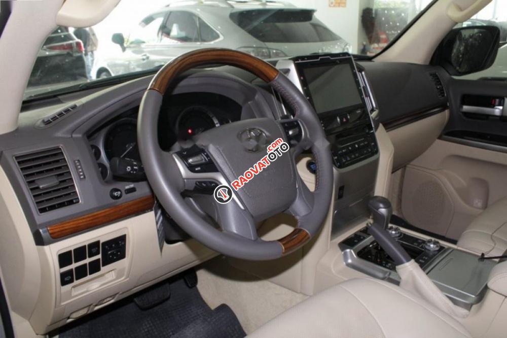 Xe Toyota Land Cruiser VX 4.6 V8 2016, màu bạc, nhập khẩu nguyên chiếc -8