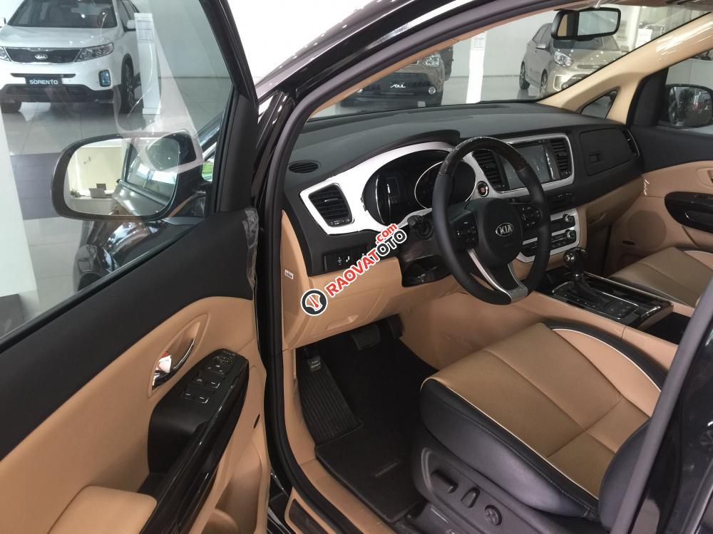 Kia Long Biên - Kia Sedona 2017, xe mới, giao xe ngay, LH Nam 0986636683-8