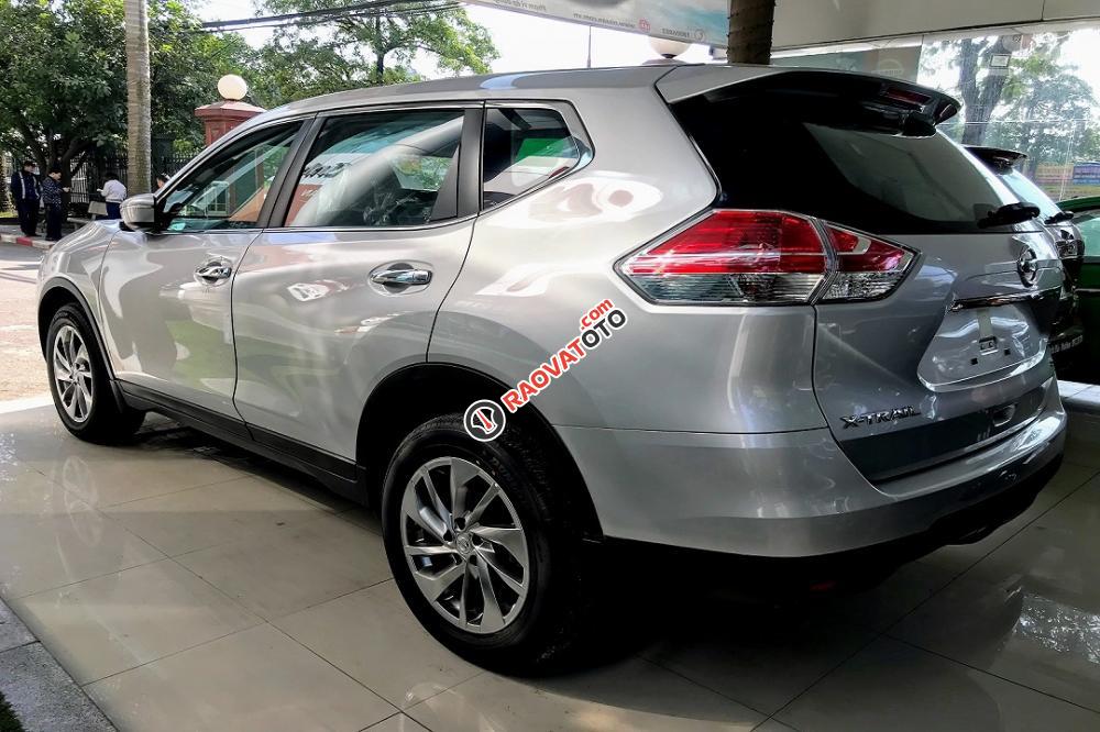 Nissan X-Trail 2.0 SL 2017 - màu bạc - giá sốc 866 triệu đồng-2