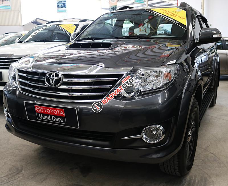 Cần bán xe Toyota Fortuner G đời 2016, màu xám (ghi), số tay, máy dầu-0