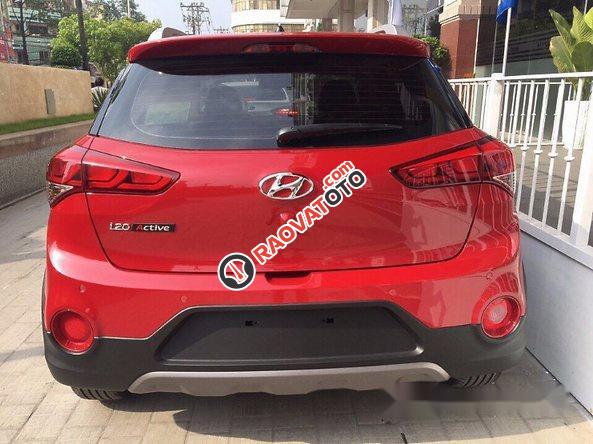 Cần bán Hyundai i20 Active đời 2017, màu đỏ, giá chỉ 598 triệu-1