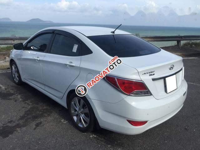 Bán ô tô Hyundai Accent MT đời 2016, màu trắng chính chủ-2