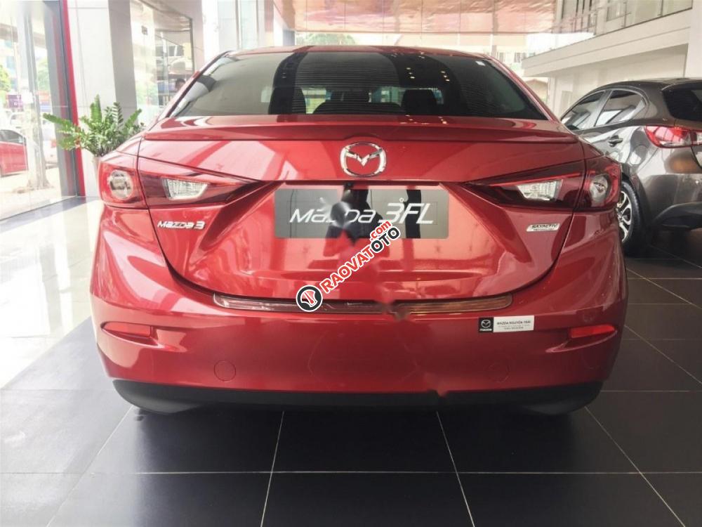 Cần bán xe Mazda 3 1.5L Facelift đời 2017, màu đỏ-2