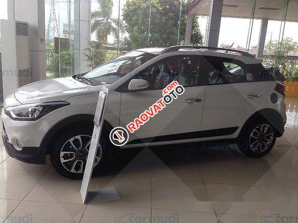 Bán ô tô Hyundai i20 Active sản xuất 2017, màu trắng-1