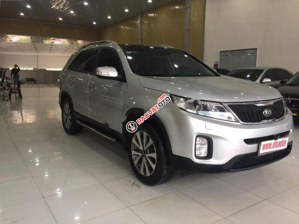 Xe Kia Sorento 2.2AT đời 2014, màu bạc, giá 805tr-1