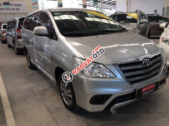 Bán xe Toyota Innova E đời 2016, màu bạc -5