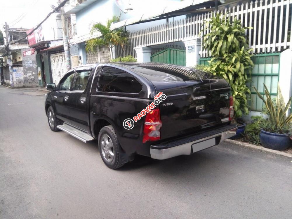 Cần bán lại xe Toyota Hilux 2.5E 4x2 MT 2013, màu đen, xe nhập số sàn-8