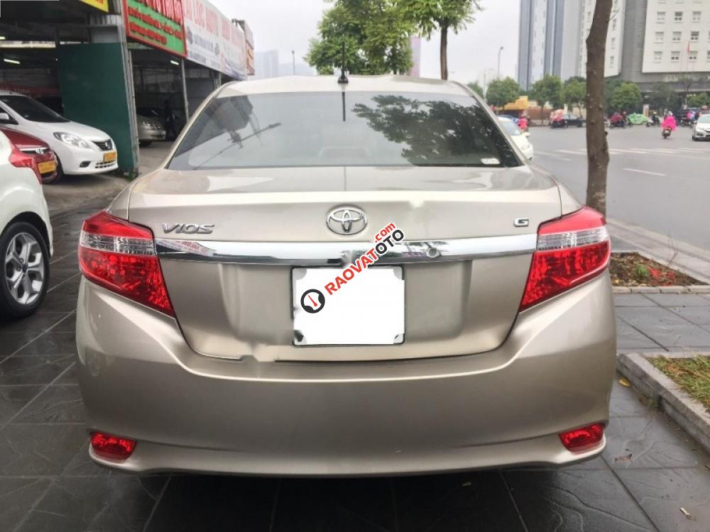 Cần bán xe Toyota Vios G đời 2017, màu ghi vàng  -2