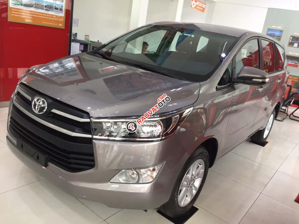 Bán ô tô Toyota Innova G sản xuất 2018, màu xám-0