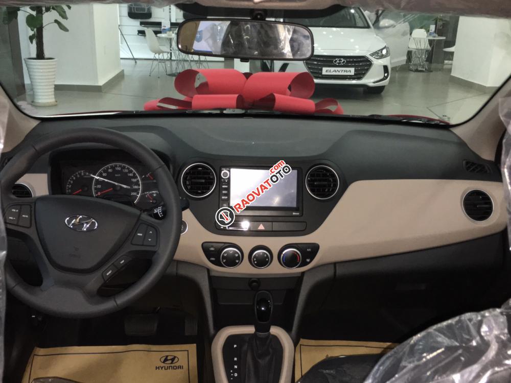 Giá xe Hyundai Grand i10 bản 1.2 MT Base đời 2018, màu trắng, hỗ trợ trả góp 85%, giá tốt, LH Hương: 0902.608.293-3