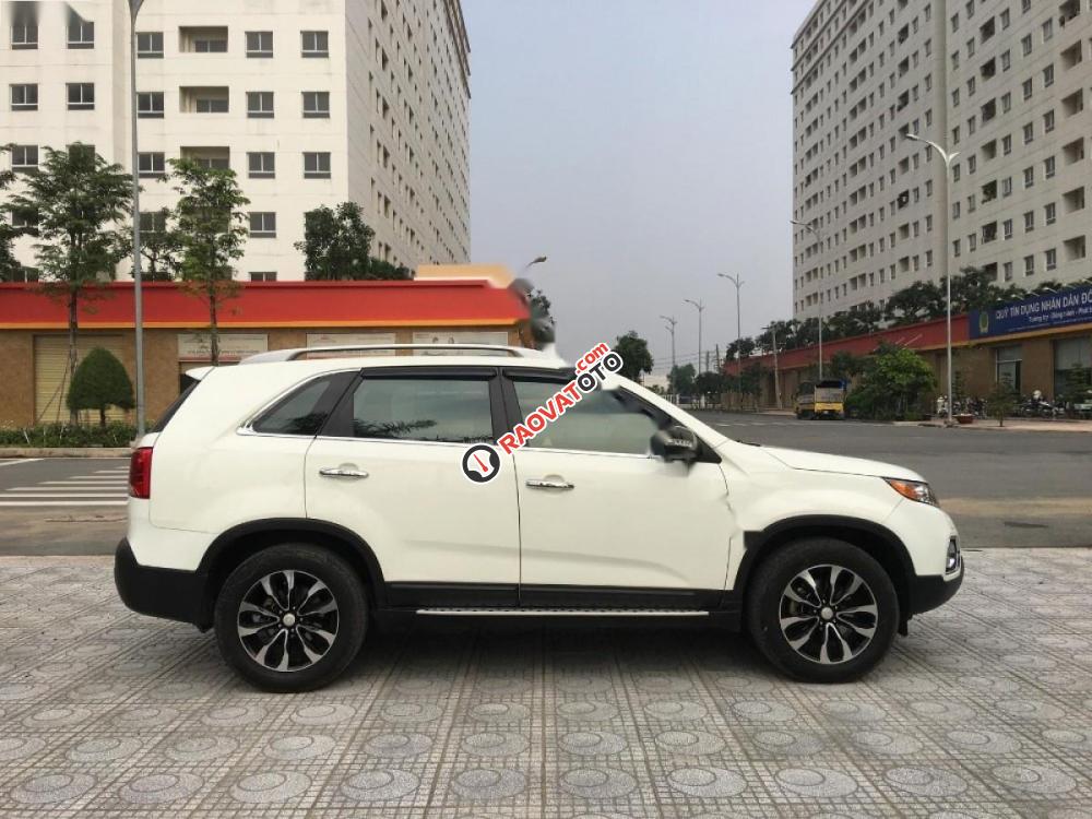 Cần bán xe Kia Sorento đời 2013, màu trắng còn mới, giá chỉ 690 triệu-3