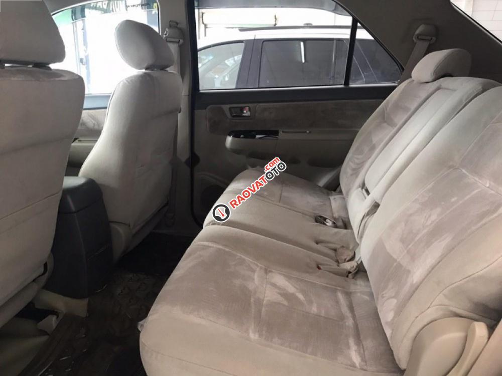 Bán xe Toyota Fortuner 2.5G 2012, màu xám-9