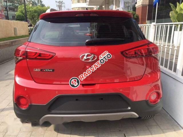 Cần bán Hyundai i20 Active năm 2017, màu đỏ-2