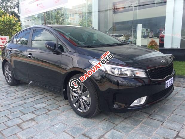 Bán ô tô Kia Cerato 1.6MT đời 2018, màu nâu, giá 530tr-1