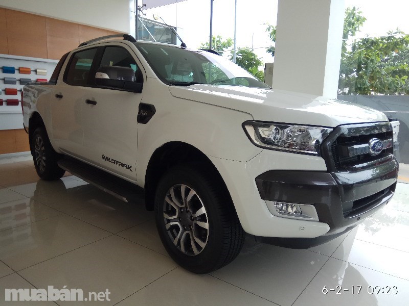 Cần bán Ford Ranger đời 2017, màu trắng, nhập khẩu-0