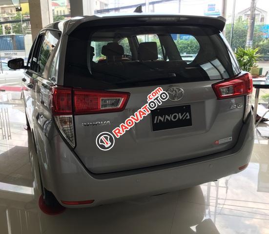 Toyota Innova 2.0G 2018 số tự động, giao xe ngay giảm giá lớn-2