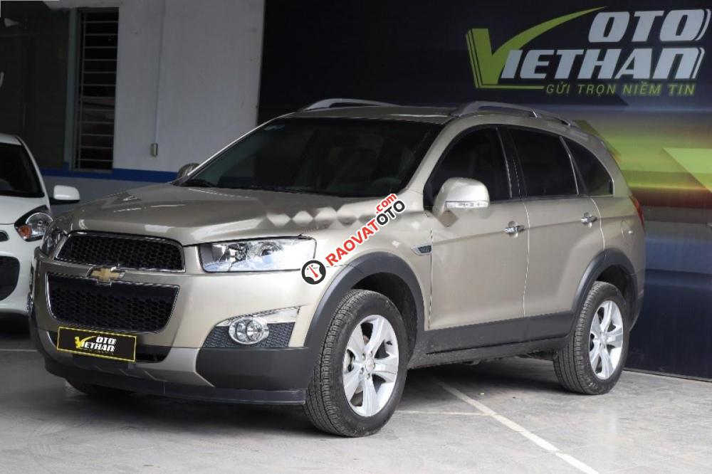 Cần bán lại xe Chevrolet Captiva LTZ 2.4 AT đời 2013, màu vàng, 546 triệu-1