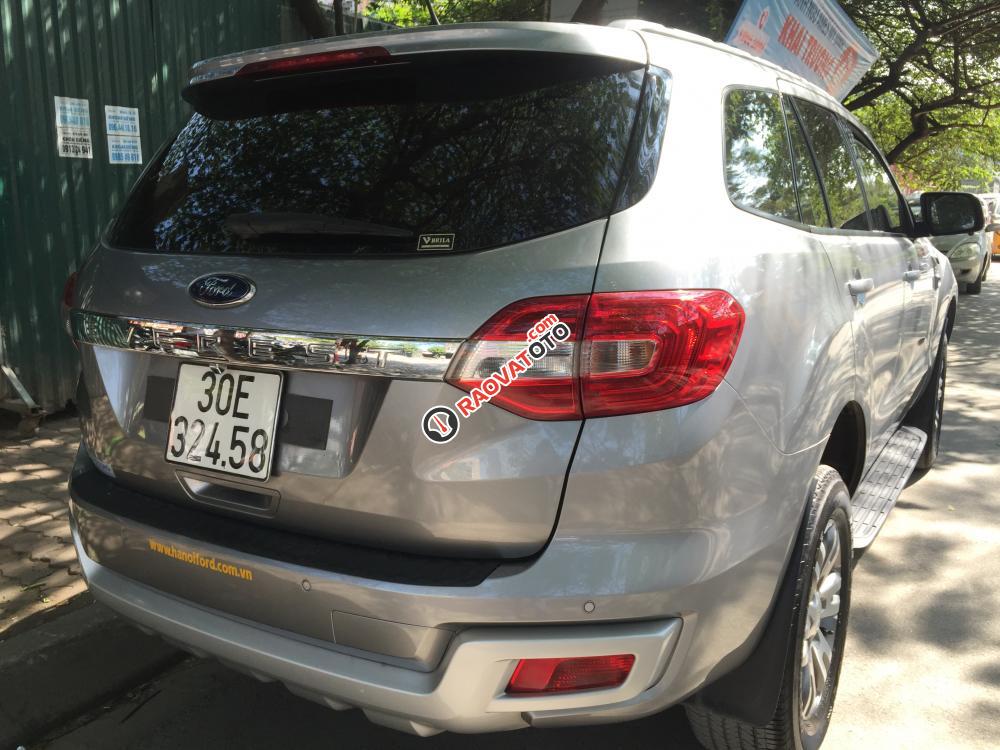 Bán Ford Everest Trend 2.2L 4X2 AT đời 2016, màu xám (ghi), nhập khẩu nguyên chiếc-4