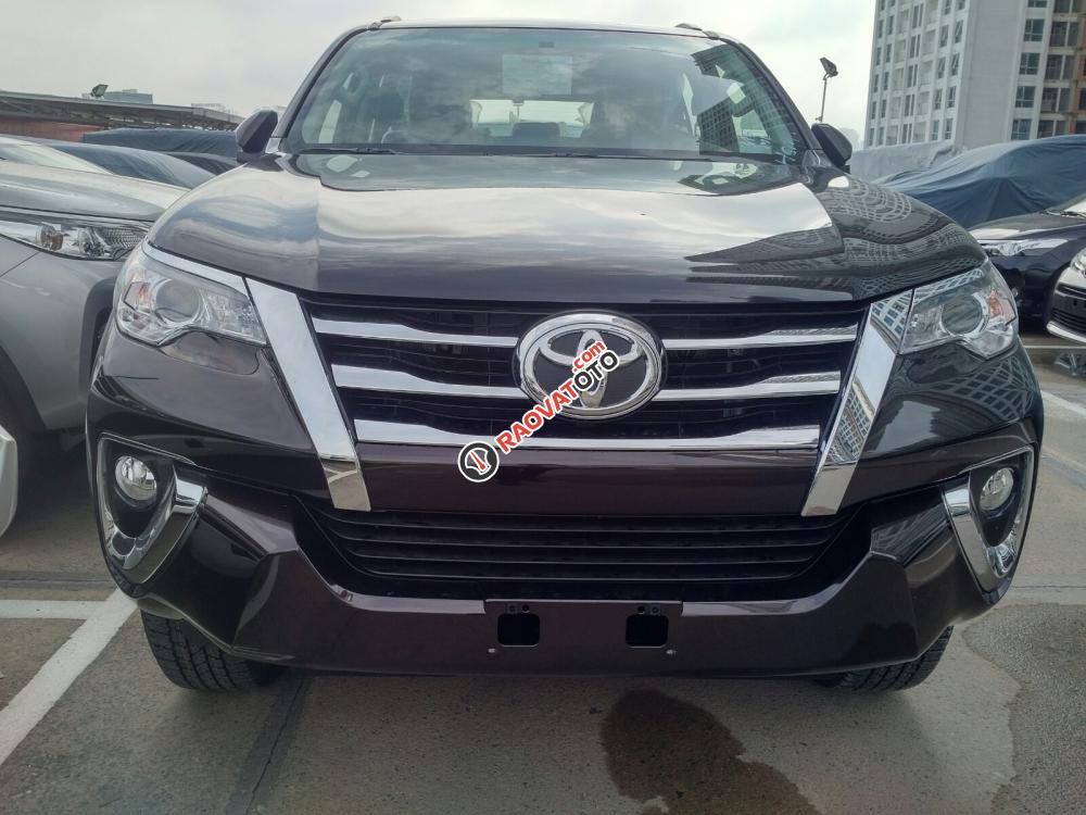 Bán xe Toyota Fortuner 2.4G máy dầu 2017 - 440 triệu lấy xe - có xe giao-0