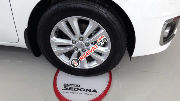 Kia Vĩnh Phúc, Phú Thọ chuyên Kia Sedona DATH đời 2017, trả góp lãi suất ưu đãi, LH: Ms Phương 0938907252-13