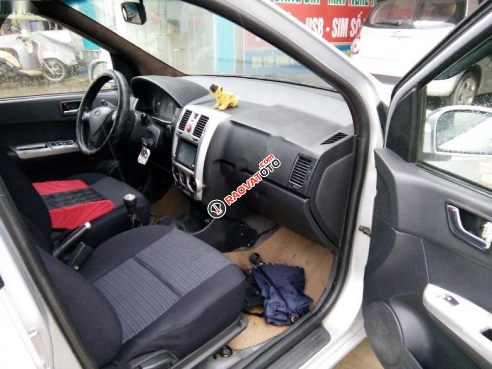 Cần bán gấp Hyundai Getz 1.1 MT sản xuất 2010, màu bạc, nhập khẩu nguyên chiếc, giá tốt-3