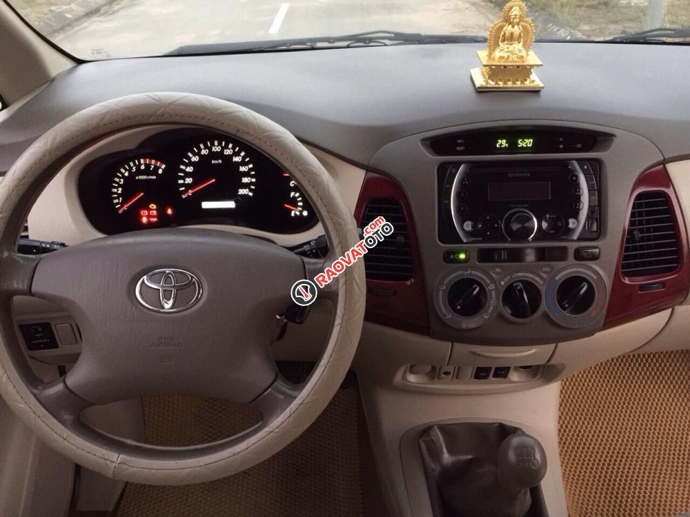 Bán ô tô Toyota Innova G 2006, màu bạc chính chủ, giá chỉ 345 triệu-6