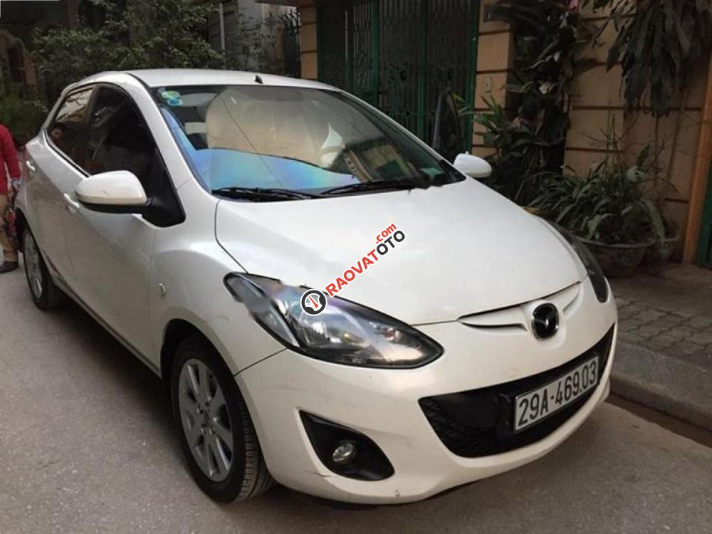 Cần bán lại xe Mazda 2 1.5 AT 2011, màu trắng xe gia đình giá cạnh tranh-3