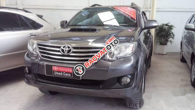 Bán xe Toyota Fortuner đời 2014, màu xám -0