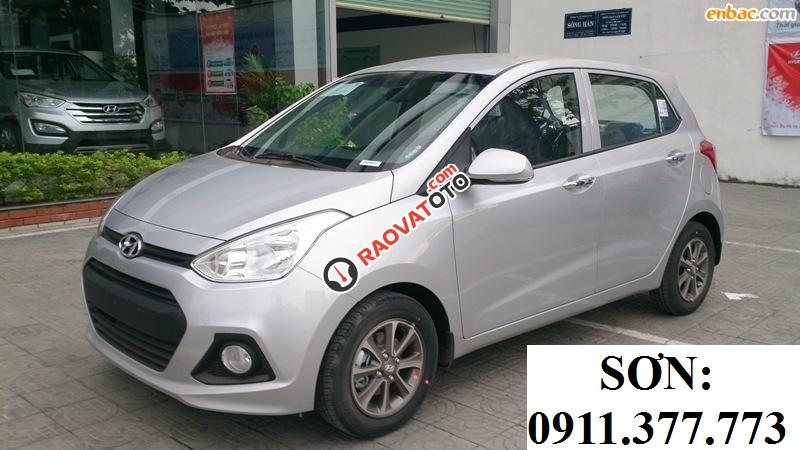 Cần bán xe Hyundai Grand i10 , màu bạc, LH Ngọc Sơn: 0911.377.773-7