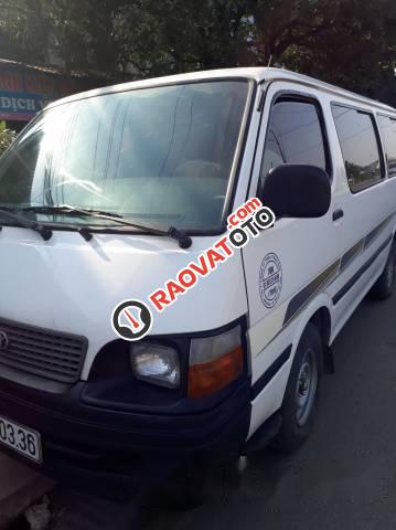 Bán xe Toyota Hiace 2001, màu trắng-3