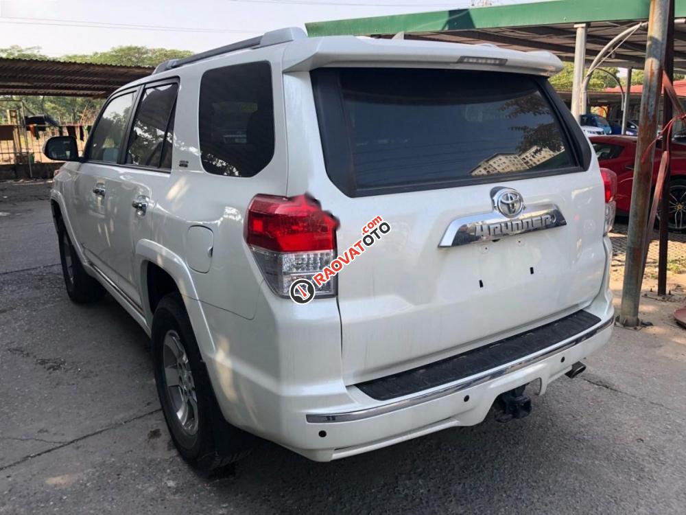 Cần bán Toyota 4 Runner SR5 sản xuất 2012, màu trắng, xe nhập-6