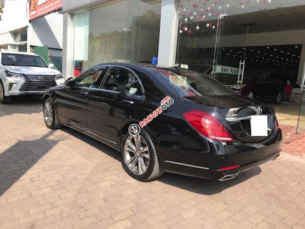 Cần bán Mercedes S500L đời 2015, màu đen chính chủ-4