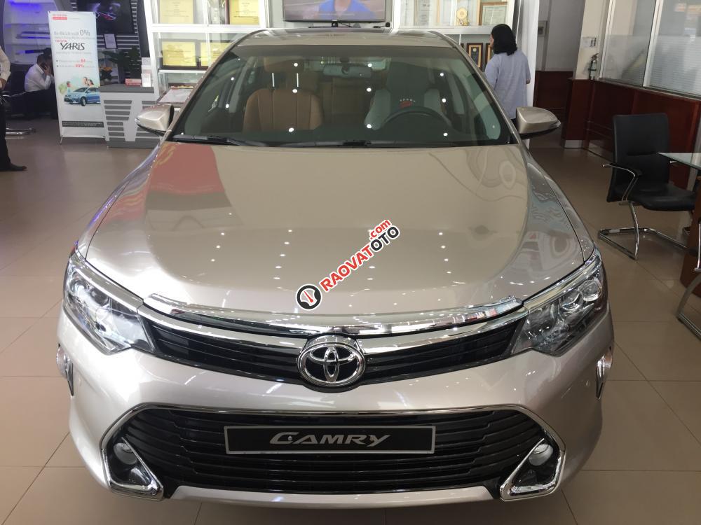 Toyota Camry 2017 - ưu đãi tới 40 triệu trong T12 - 2017-0