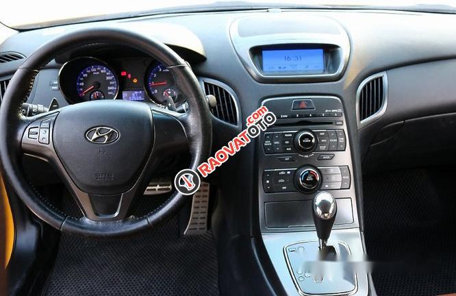 Bán xe Hyundai Genesis năm 2010, màu vàng, nhập khẩu  -2