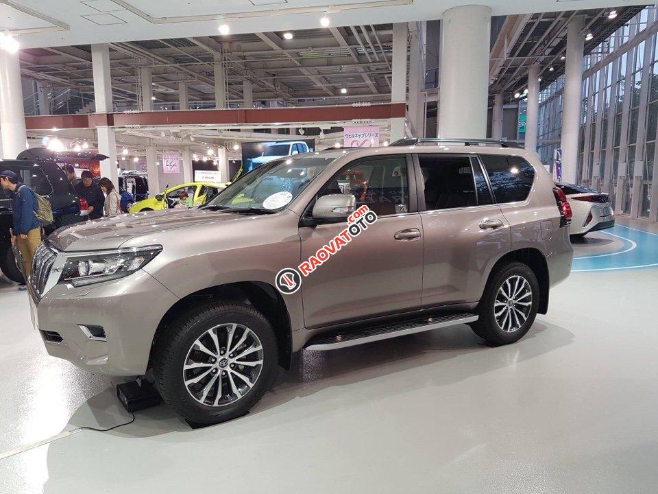 Bán ô tô Toyota Land Cruiser Prado VX đời 2018, màu ghi hồng, xe nhập-8