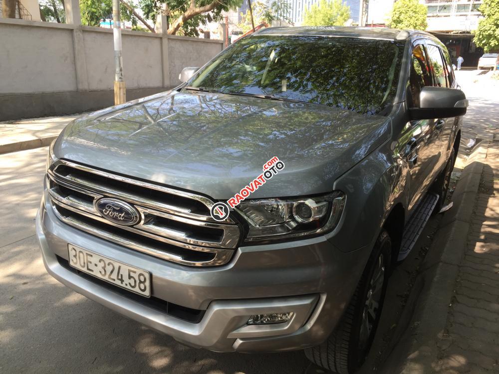 Bán Ford Everest Trend 2.2L 4X2 AT đời 2016, màu xám (ghi), nhập khẩu nguyên chiếc-0