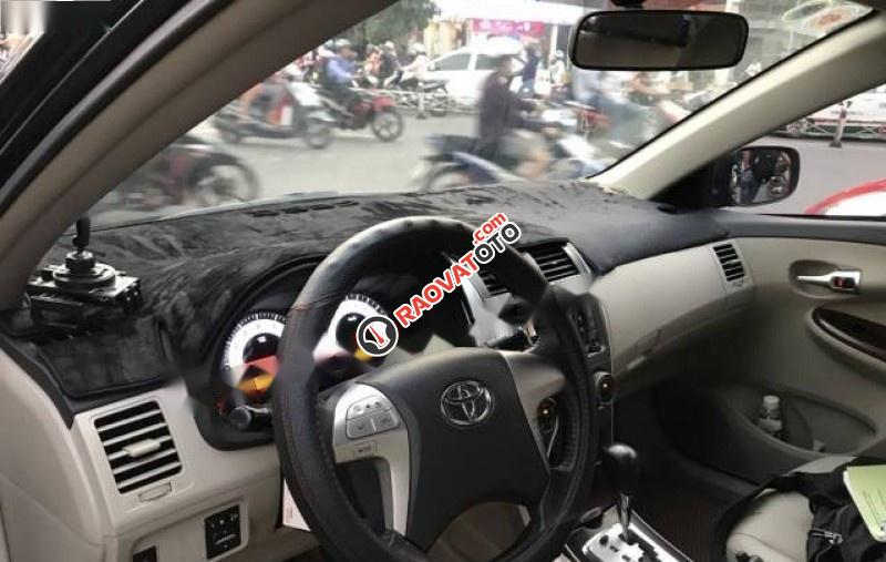 Cần bán gấp Toyota Corolla Altis 1.8G AT đời 2011, màu đen, giá 550tr-2