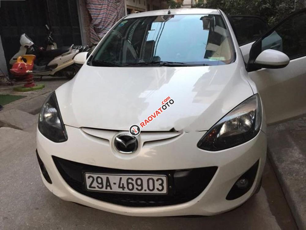 Cần bán lại xe Mazda 2 1.5 AT 2011, màu trắng xe gia đình giá cạnh tranh-1