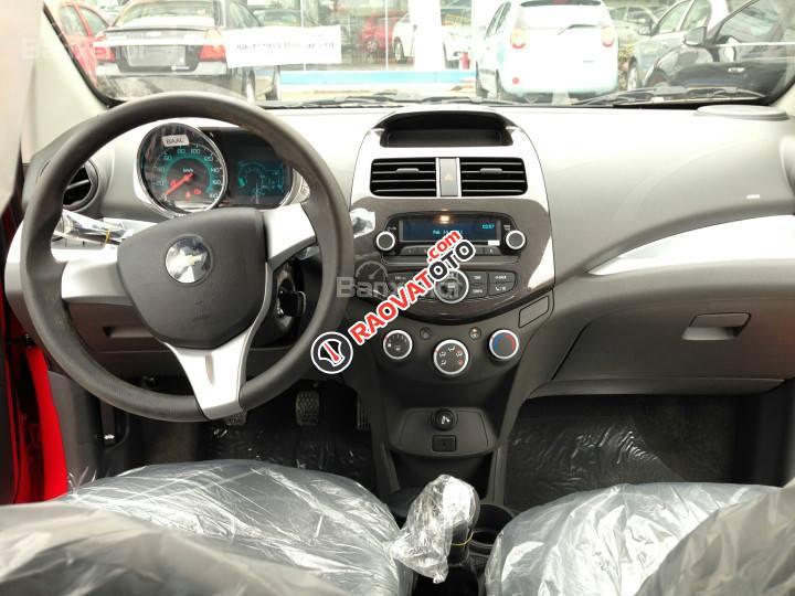 Chevrolet Spark Van Duo 1.2L màu trắng, chỉ cần 70 triệu lăn bánh, giao xe tận nhà, Nhung 0907148849-0