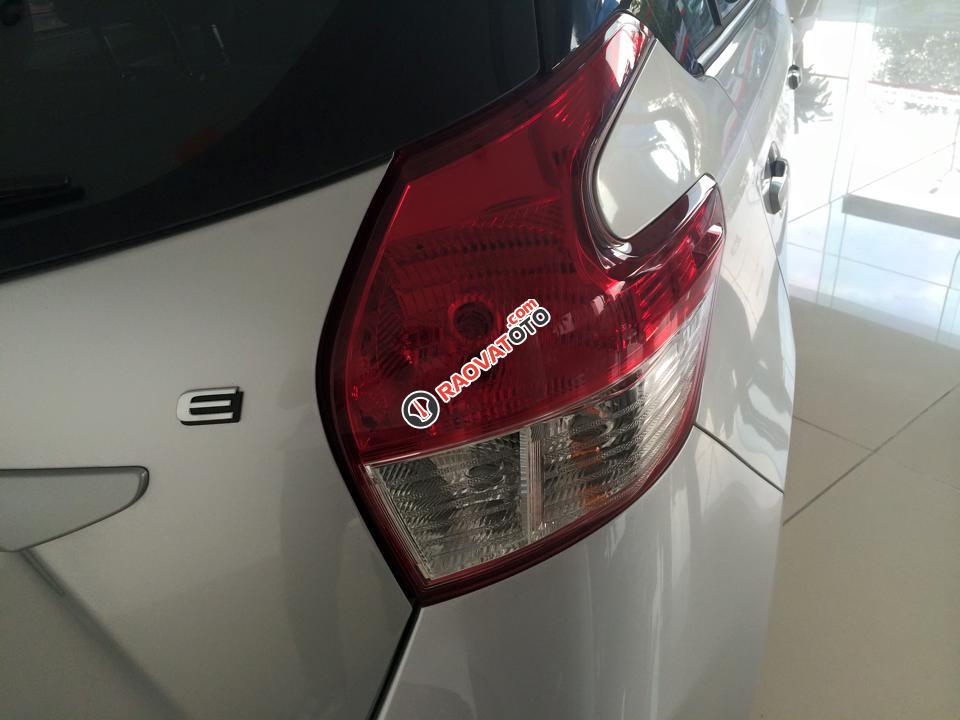 Toyota Mỹ Đình - Toyota Yaris 2017, khuyến mại cực tốt, hỗ trợ làm Uber và Grab, LH: 0976112268-4