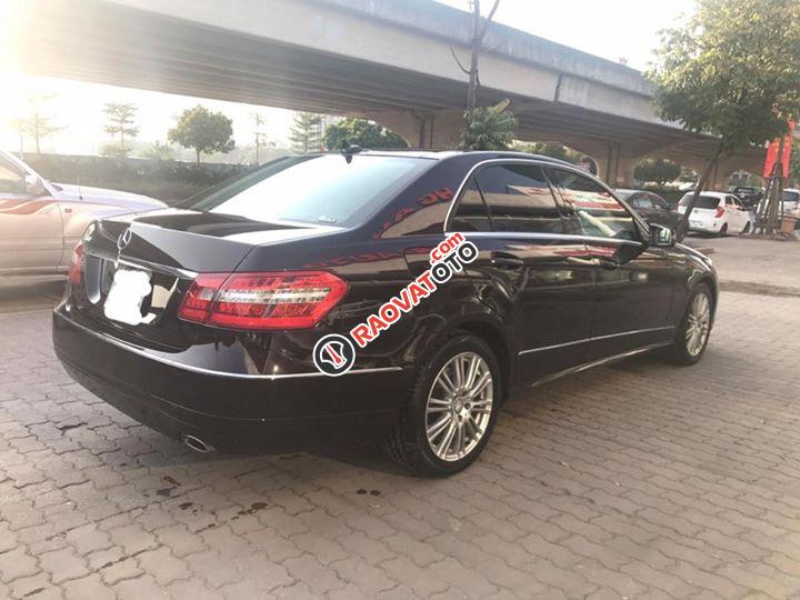 Cần bán Mercedes E300 2010, đăng kí 2011, xe lướt đẹp nhất thị trường-5