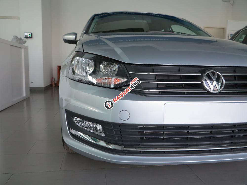 Volkswagen Polo Sedan GP nhập khẩu nguyên chiếc, còn nhiều màu, LH Long 0933689294-2