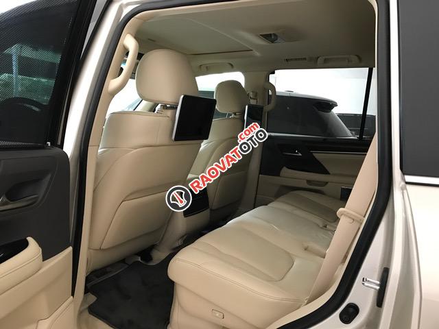 Bán Lexus LX 570 5.7 AT 2016 xuất Mỹ, màu vàng cát. LH 0904927272-6