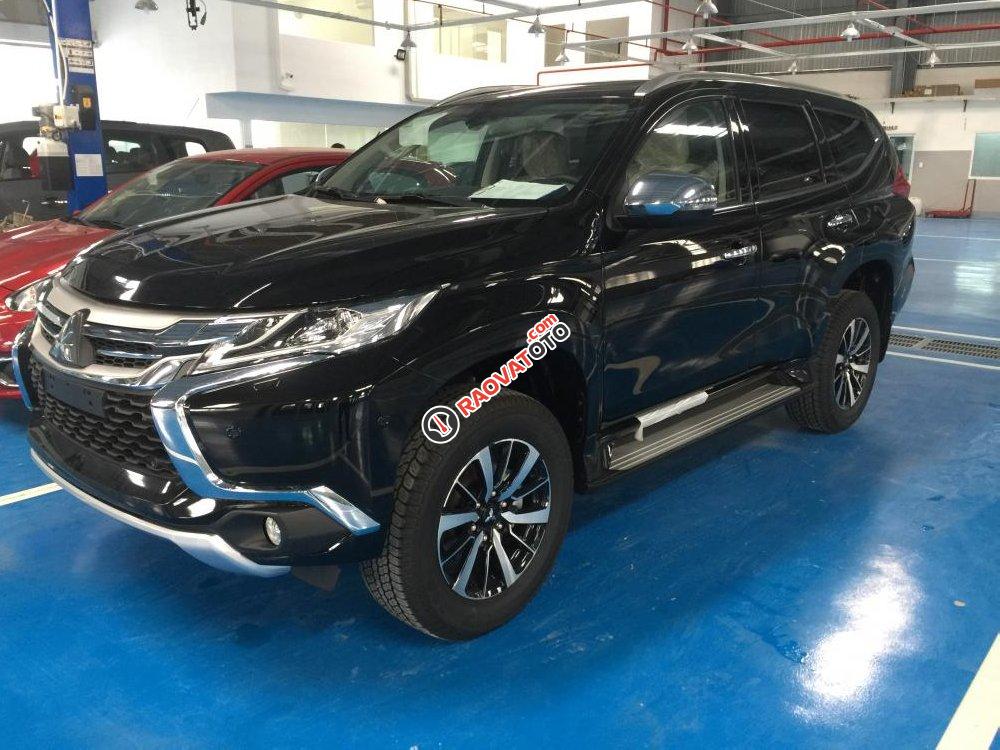 Bán Mitsubishi Pajero Sport năm 2017 giá tốt tại Quảng Nam, hỗ trợ vay nhanh lên đến 80 %, LH Quang 0905596067-0