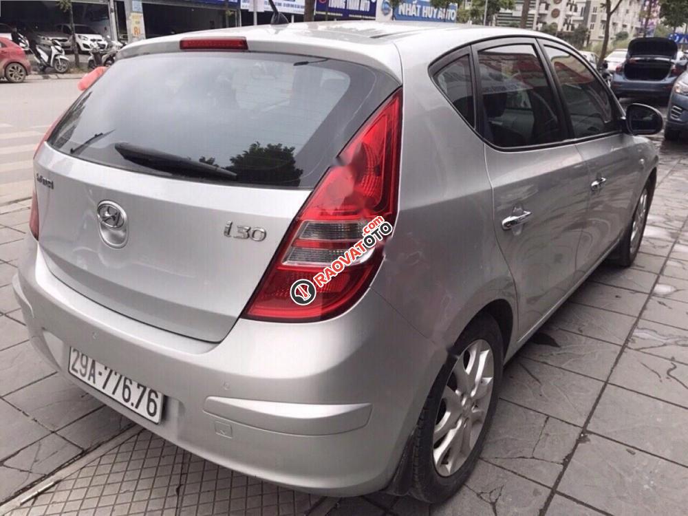 Bán Hyundai i30 Premium đời 2008, màu bạc, xe nhập-4