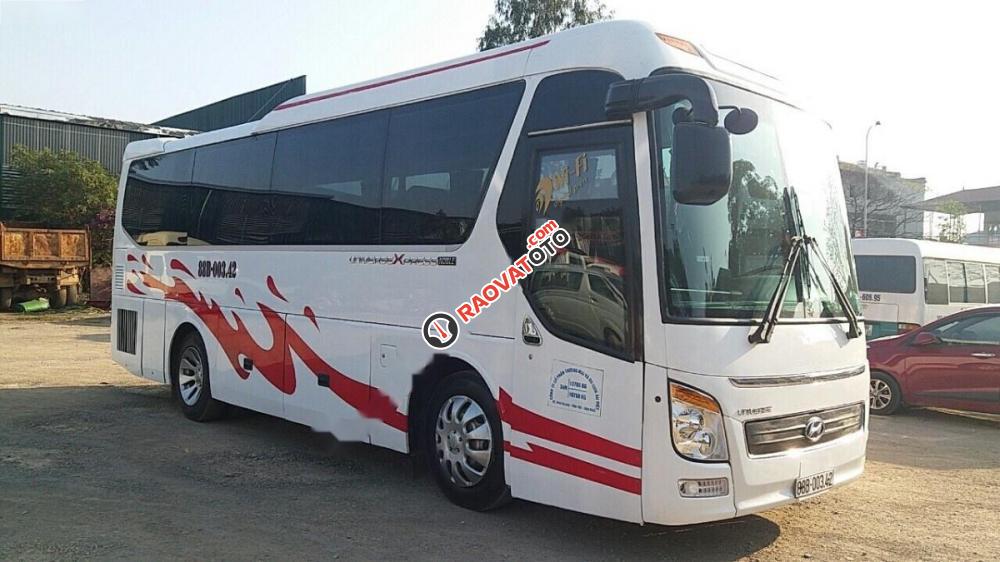 Bán xe Hyundai Universe Xpress đời 2015, màu trắng như mới-1